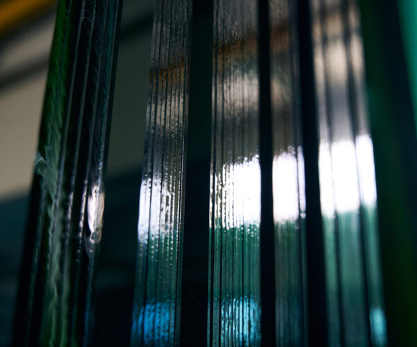 Glass sheets for the production of double-glazed windows, special pallets are used
